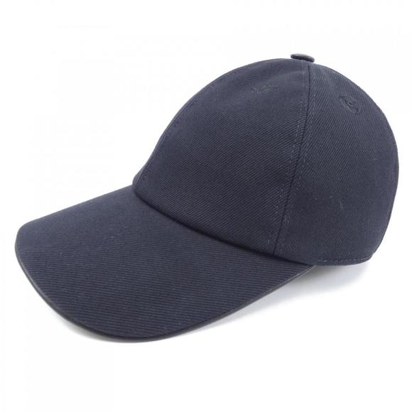 Louis Vuitton Cap - Picture 1 of 5